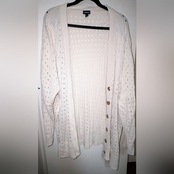 torrid Sweaters - Torrid 3 Oversized Cream Cardigan